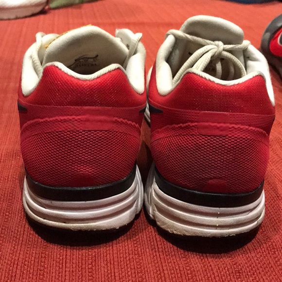 Nike livestrong running shoes - Picture 3 of 3